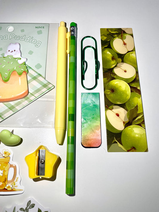 Bookish Bundle - Holiday Dessert Inspired